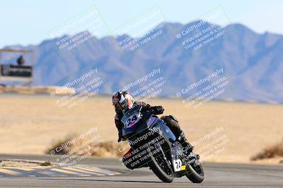 media/Jan-08-2022-SoCal Trackdays (Sat) [[1ec2777125]]/Turn 4 (1145am)/